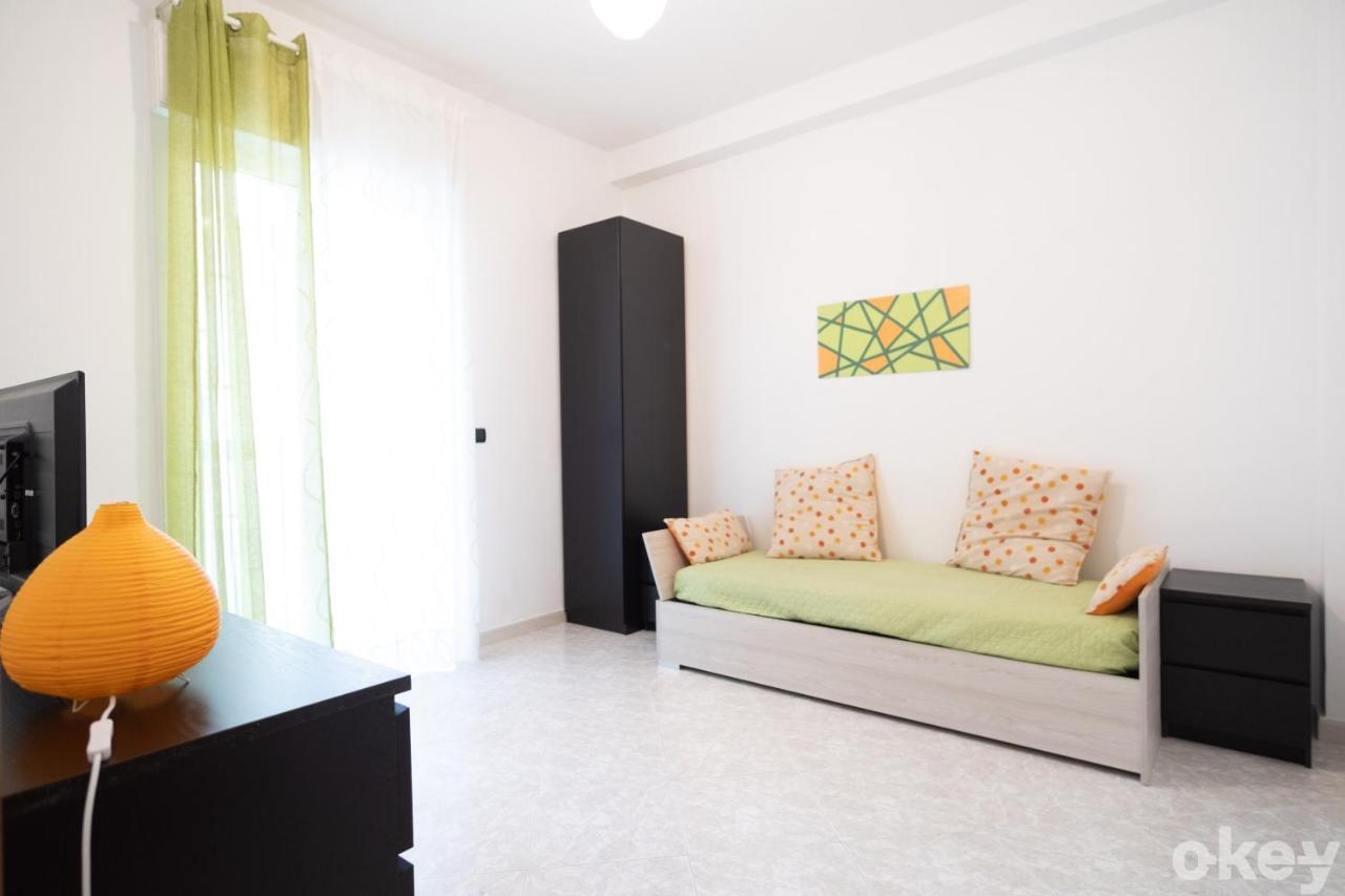 باري Cozy Apartments De Gasperi المظهر الخارجي الصورة